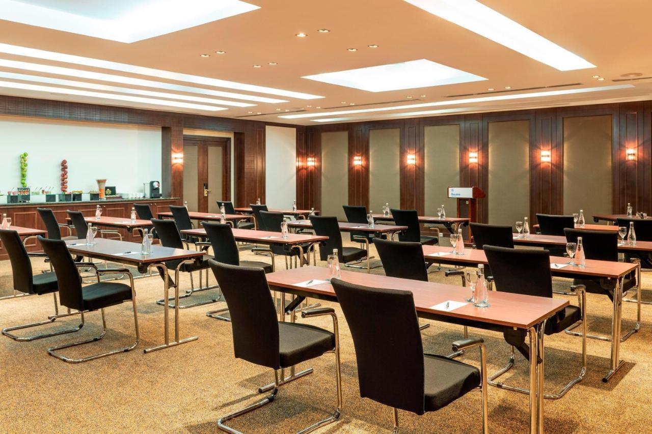 เชอราตัน เจดดาห์ โฮเต็ล Hotel ภายนอก รูปภาพ Meeting room
