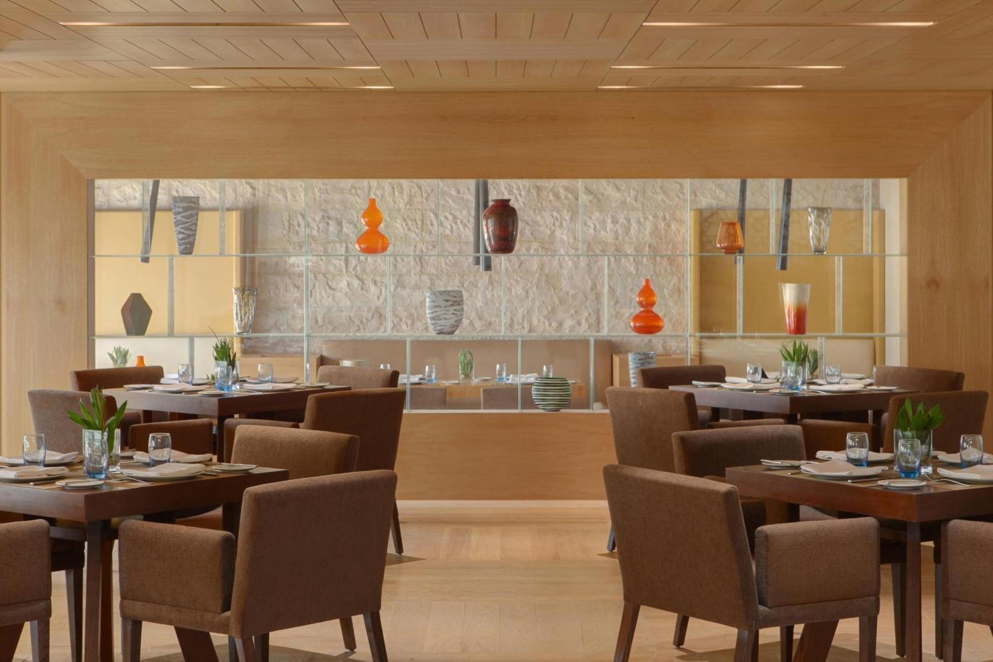 เชอราตัน เจดดาห์ โฮเต็ล Hotel ภายนอก รูปภาพ The restaurant