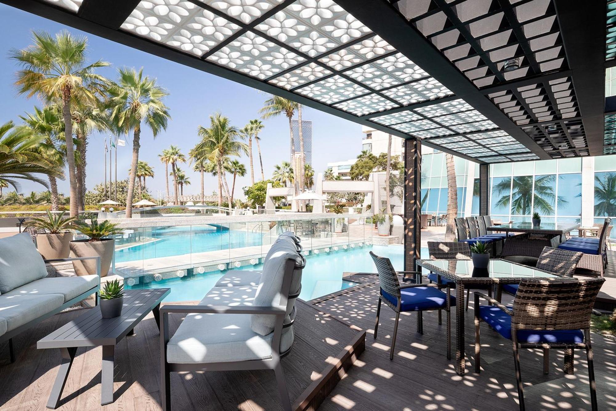 เชอราตัน เจดดาห์ โฮเต็ล Hotel ภายนอก รูปภาพ The pool at the hotel