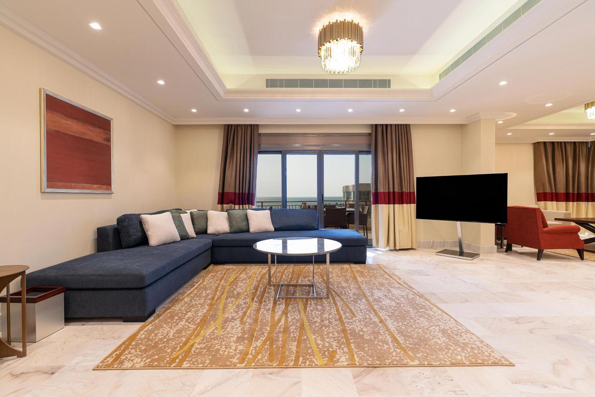 เชอราตัน เจดดาห์ โฮเต็ล Hotel ภายนอก รูปภาพ A living room