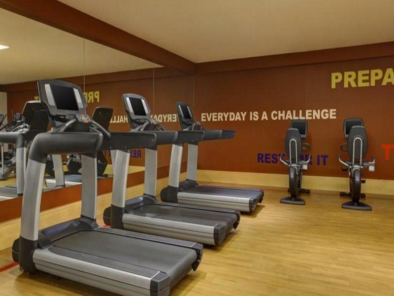 เชอราตัน เจดดาห์ โฮเต็ล Hotel ภายนอก รูปภาพ The Fitness Centre
